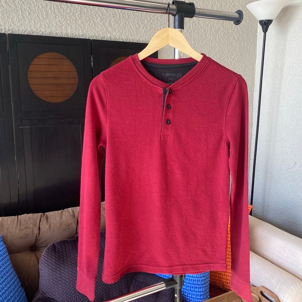 Avalanche Waffle Henley Long Sleeve Red Small Lounge Casual